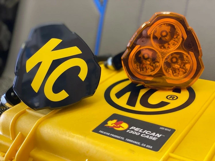 KC HiLiTES FLEX ERA 3 LIGHT SHIELD / HARD COVER (Amber) - Image 2