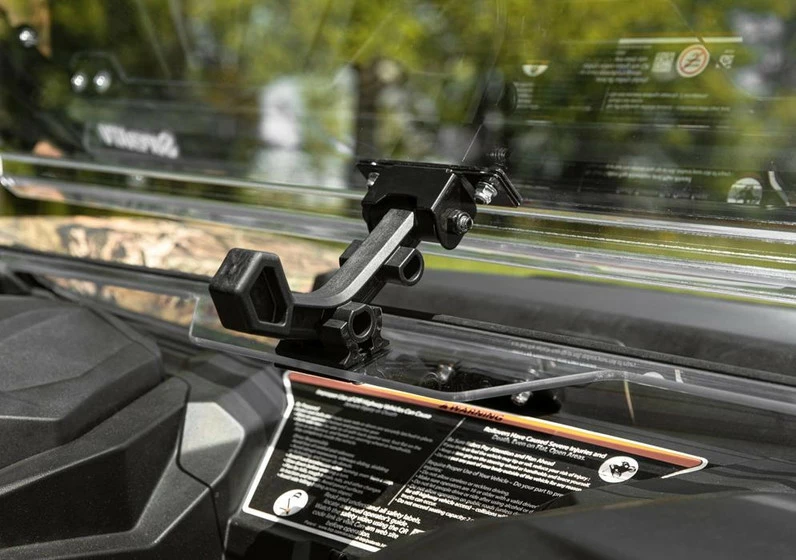 SuperATV Can-Am Commander Scratch Resistant Flip Windshield (2021+) - Image 6