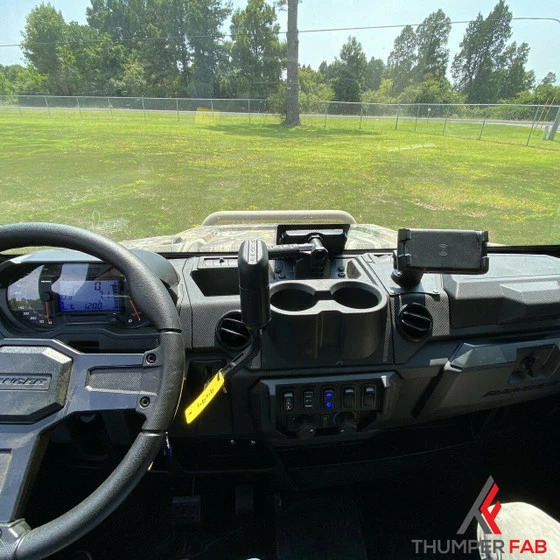 Thumper Fab Polaris Ranger Wireless Charger Dash Mount - Image 5
